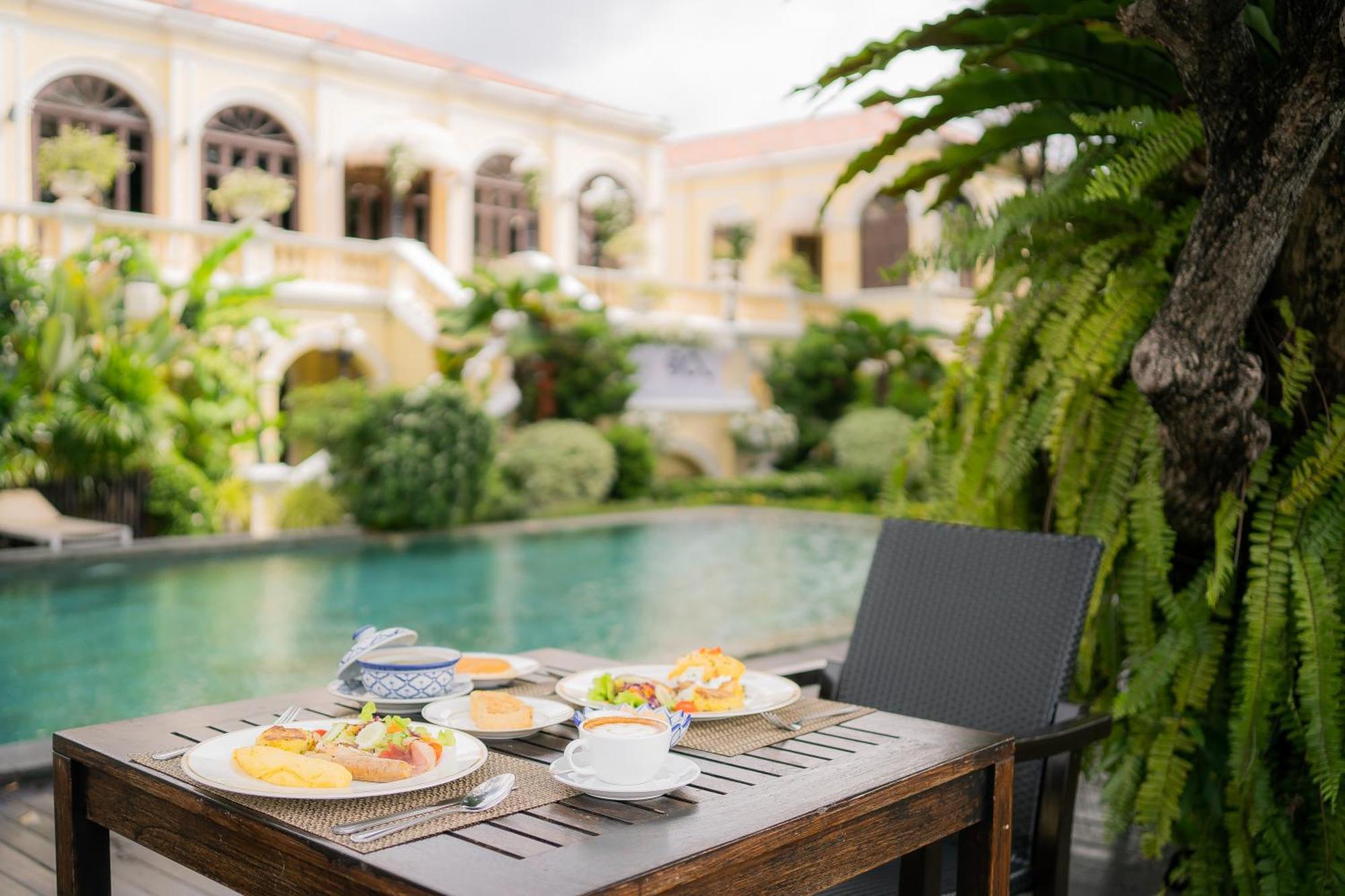 Praya Palazzo (Adults Only) Bangkok Exterior foto