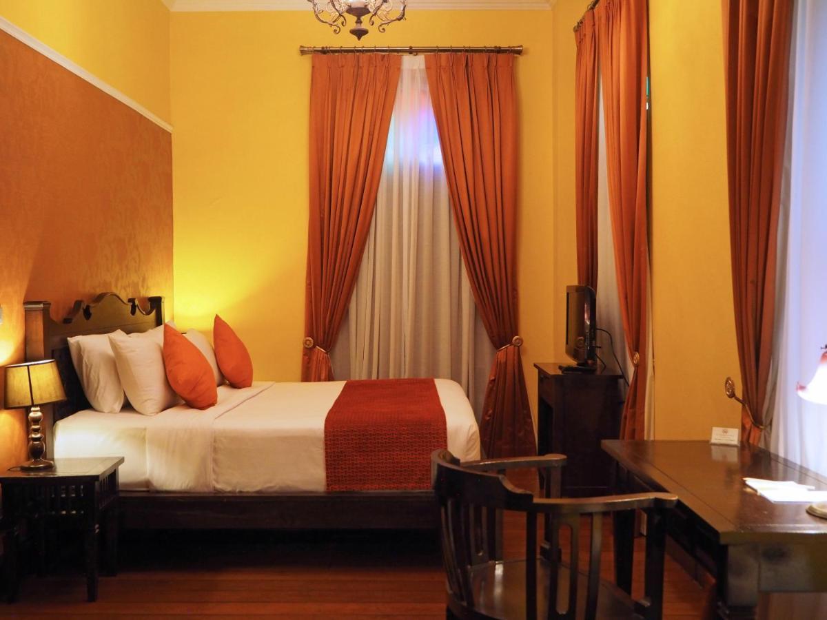 Praya Palazzo (Adults Only) Bangkok Exterior foto